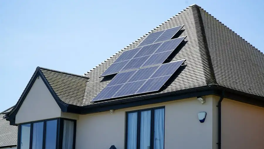 Maison équipée de panneaux solaires